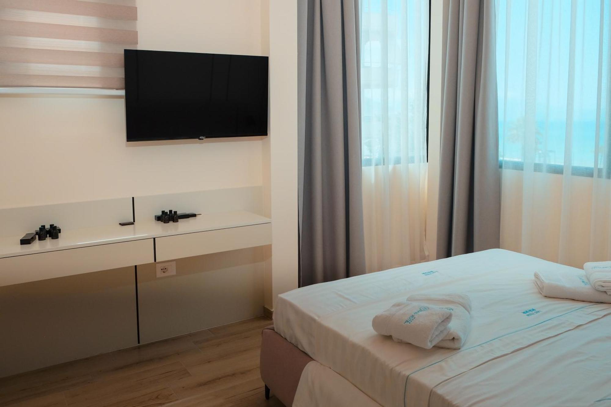 Laid Hotel Vlore Ngoại thất bức ảnh