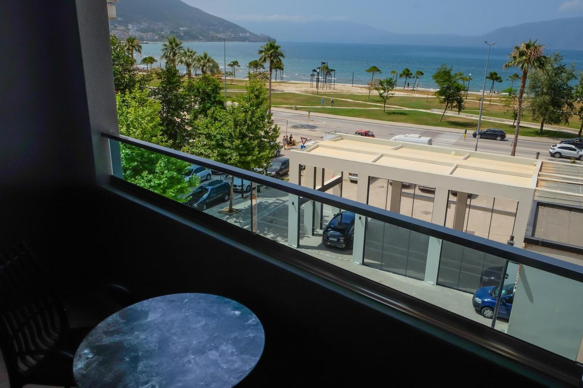 Laid Hotel Vlore Ngoại thất bức ảnh