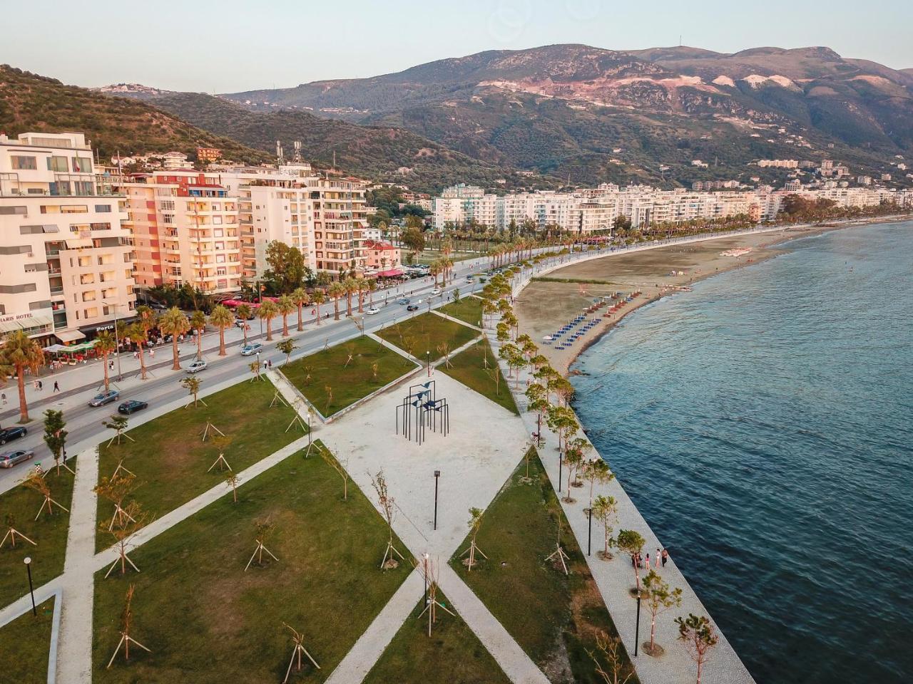 Laid Hotel Vlore Ngoại thất bức ảnh