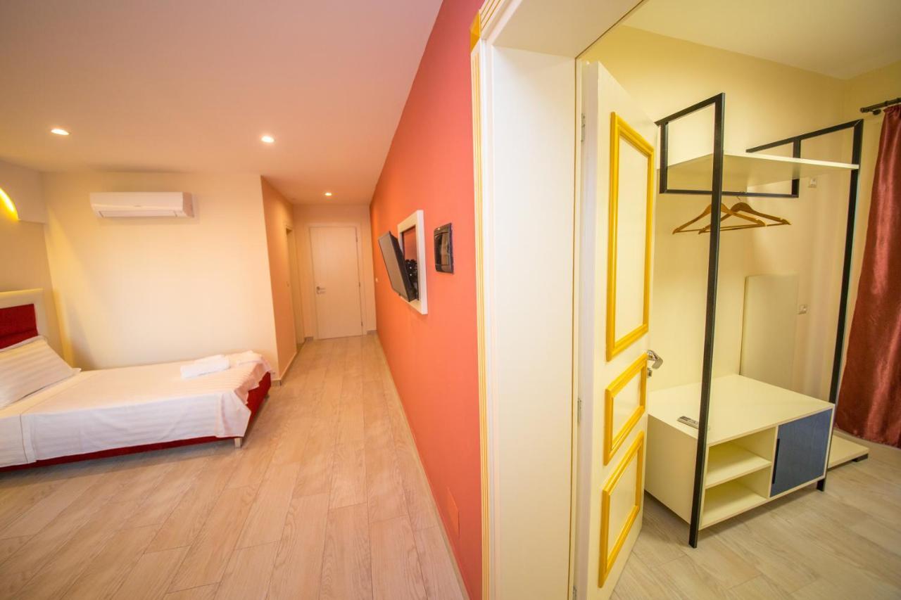 Laid Hotel Vlore Ngoại thất bức ảnh